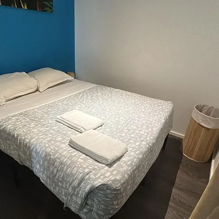 Le Cocon De Jaude F2 Hypercentre Avec Ascenseur 52bonnabaud Apartamento